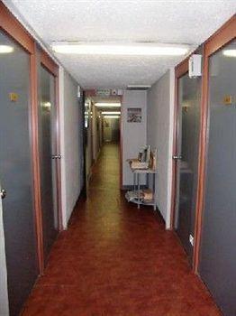 Aix Hotel 2*