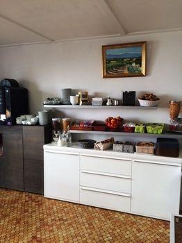 Aix Hotel